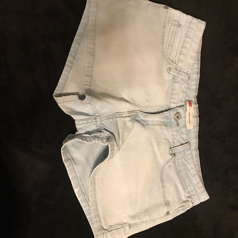 Levi’s shorts